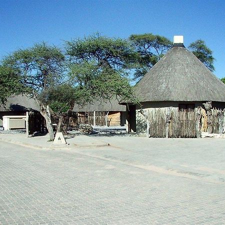 Halali Camp Hotel Etosha Exterior photo