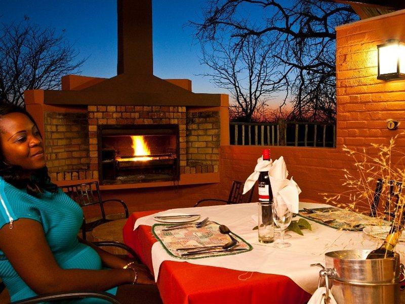 Halali Camp Hotel Etosha Exterior photo